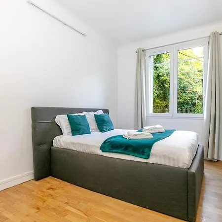 Appartamento T2 19ème Buttes Chaumont - Ii Parigi